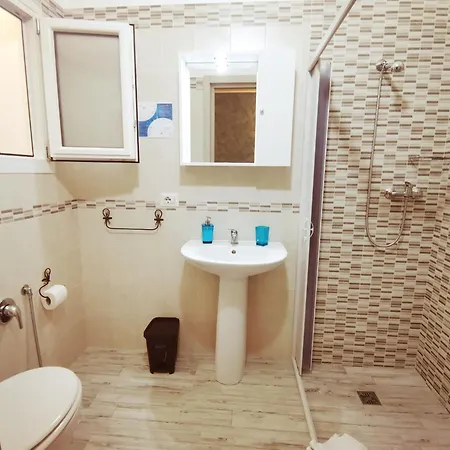 Via Alessandria Gæstehus 3*